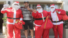 Papá Noel recorrió los barrios de Río Segundo 